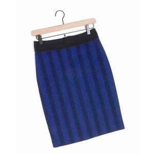 BCBGMAXAZRIA Blue & Black Chevron Knit Pencil Skirt Zipper Back X-Small